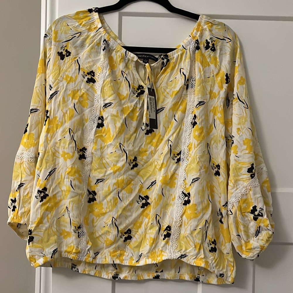 Women’s L blouse